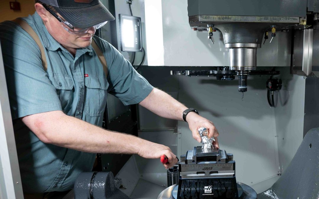 Graduate Student Showcases 5-Axis Machining Skills Through Eagle Project