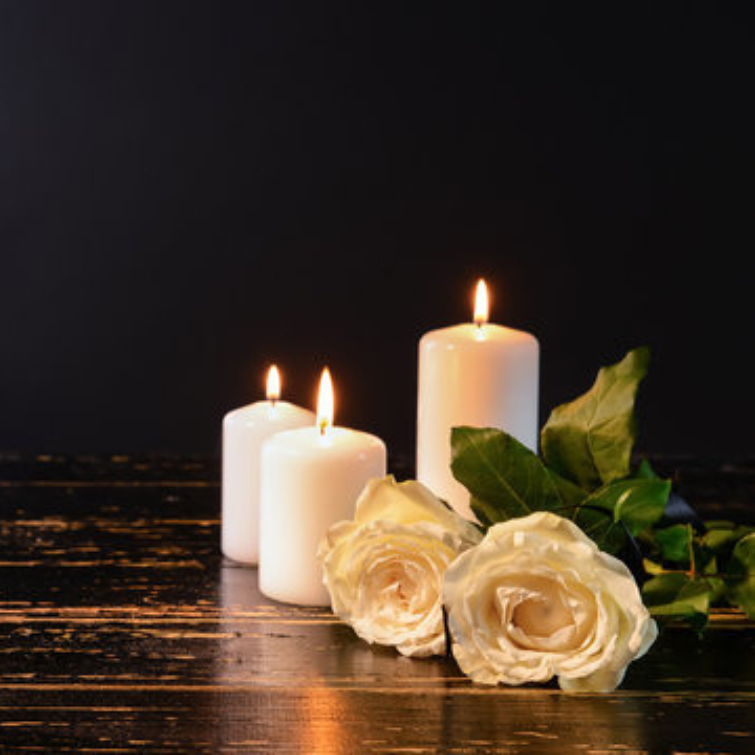 Candles & Flowers<br />
